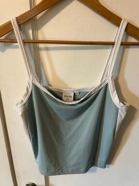 Ghanda Co. Sage Green and White Contrast Crop Tank Top Size 14